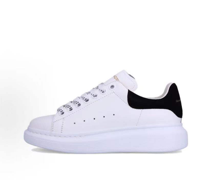 Alexander McQueen Oversized Black-Tab Low-Top Fashion Sneakers White Black